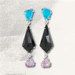 Earring of neon blue apatite, black onyx and amethyst